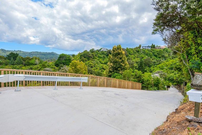 Photo of property in 659b South Titirangi Road, Titirangi, Auckland, 0604