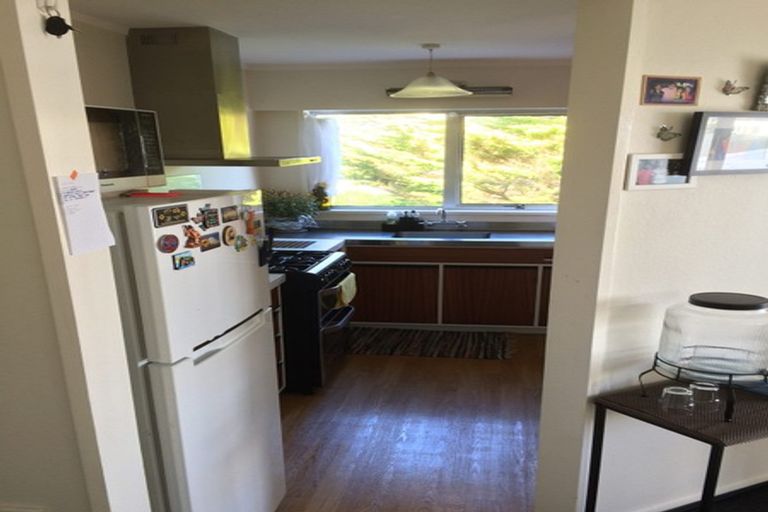 Photo of property in 11 Retter Street, Paparangi, Wellington, 6037