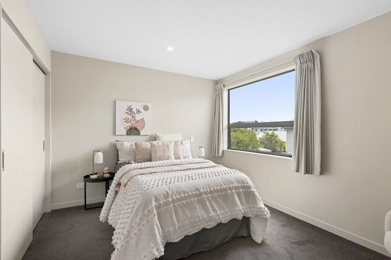 Photo of property in 9/2 Stone Street, Miramar, Wellington, 6022