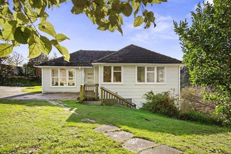 Photo of property in 7 Cheshire Street, Cannons Creek, Porirua, 5024