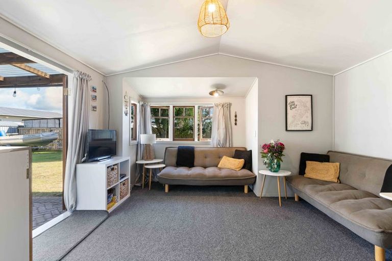 Photo of property in 125b Lorraine Place, Whangamata, 3620