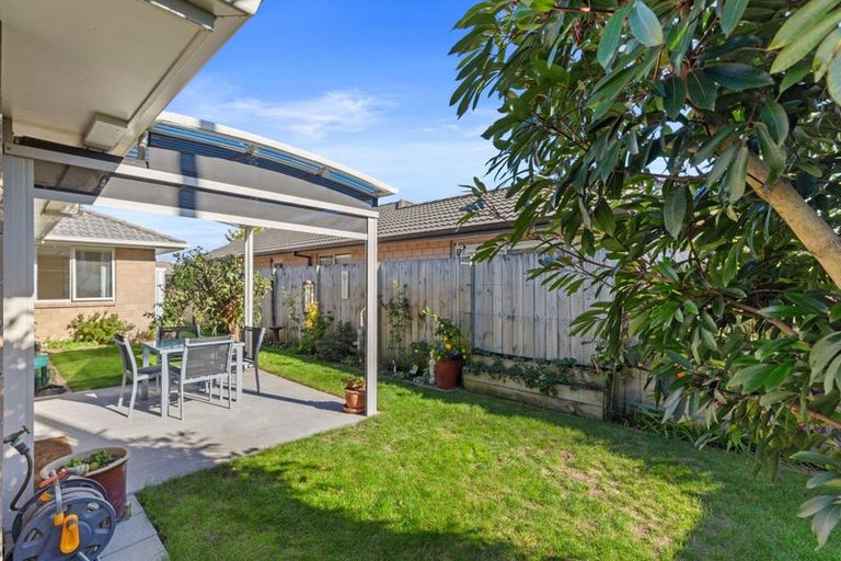 Photo of property in 27 Allington Place, Bethlehem, Tauranga, 3110