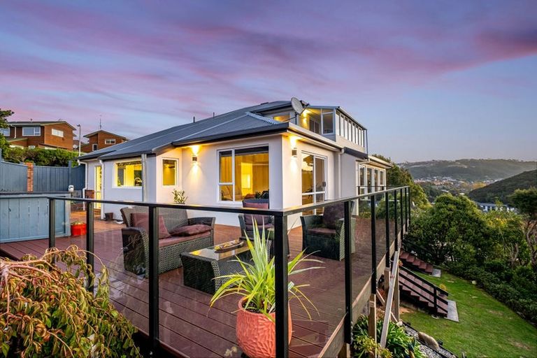 Photo of property in 20 Sailmaker Close, Whitby, Porirua, 5024