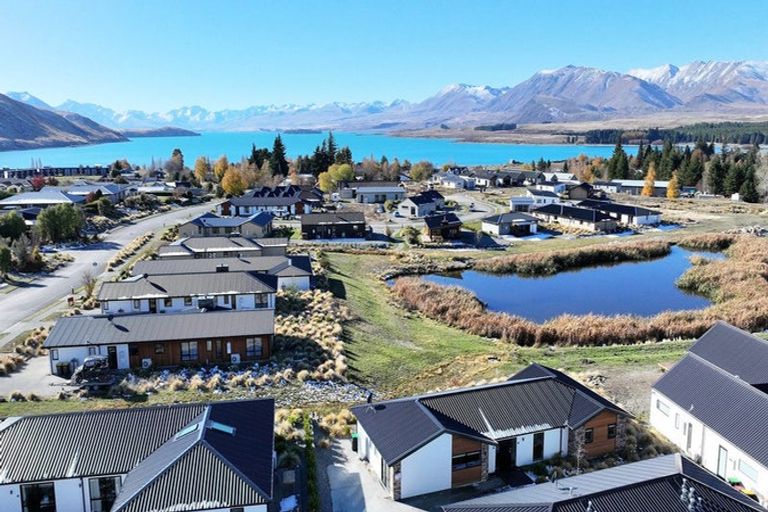 Photo of property in 1 Edwards Lane, Lake Tekapo, 7999