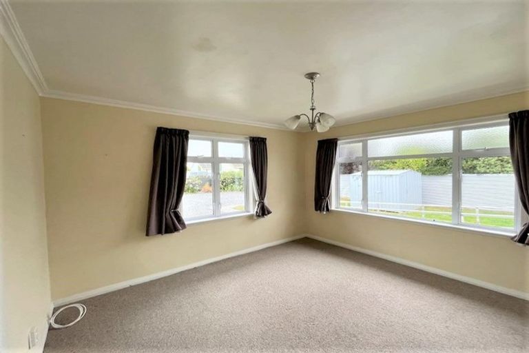 Photo of property in 28 Raglan Street, Lansdowne, Masterton, 5810