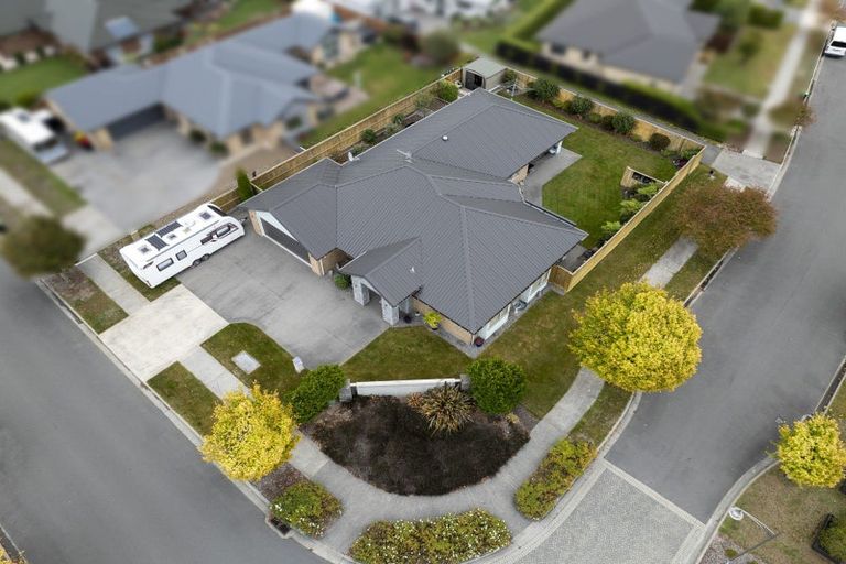 Photo of property in 15 Sutherland Drive, Kaiapoi, 7630