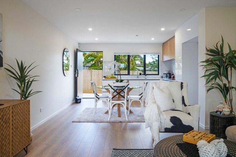 Photo of property in 28 Mckinstry Avenue, Mangere East, Auckland, 2024
