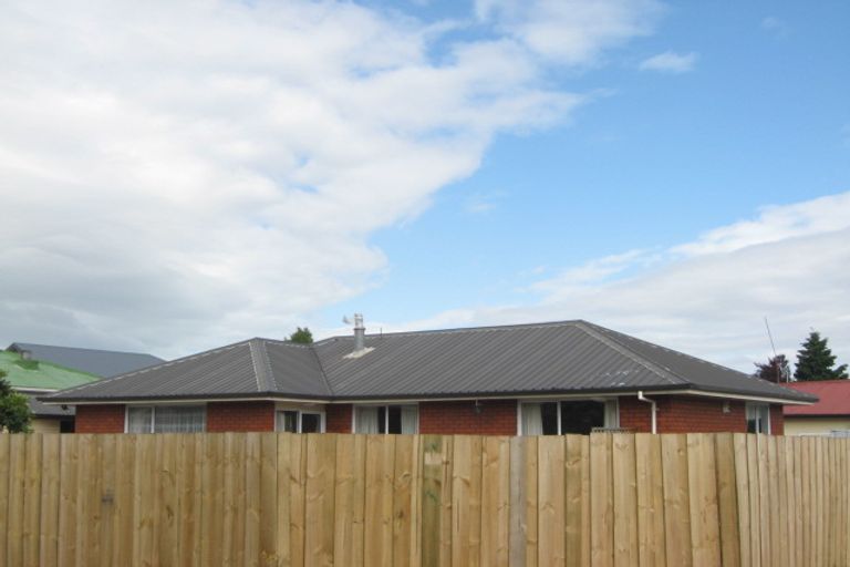 Photo of property in 22 Somerset Crescent, Spreydon, Christchurch, 8024