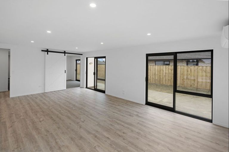 Photo of property in 21 Rosalind Avenue, Darfield, 7571