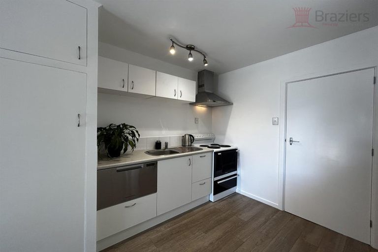 Photo of property in 4/16 Oxley Avenue, St Albans, Christchurch, 8014