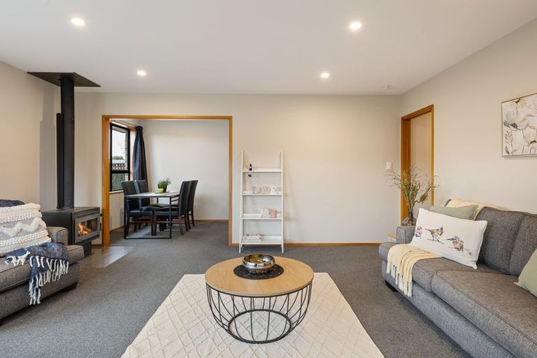 Photo of property in 81 Vivian Street, Burwood, Christchurch, 8083