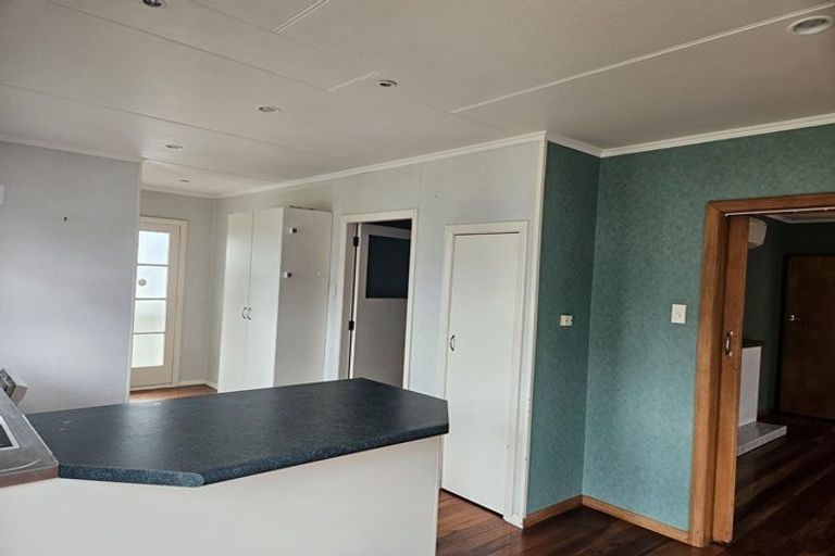 Photo of property in 23 Newhaven Place, Roslyn, Palmerston North, 4414