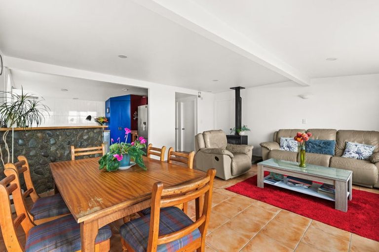 Photo of property in 285 Clifton Road, Te Awanga, 4102