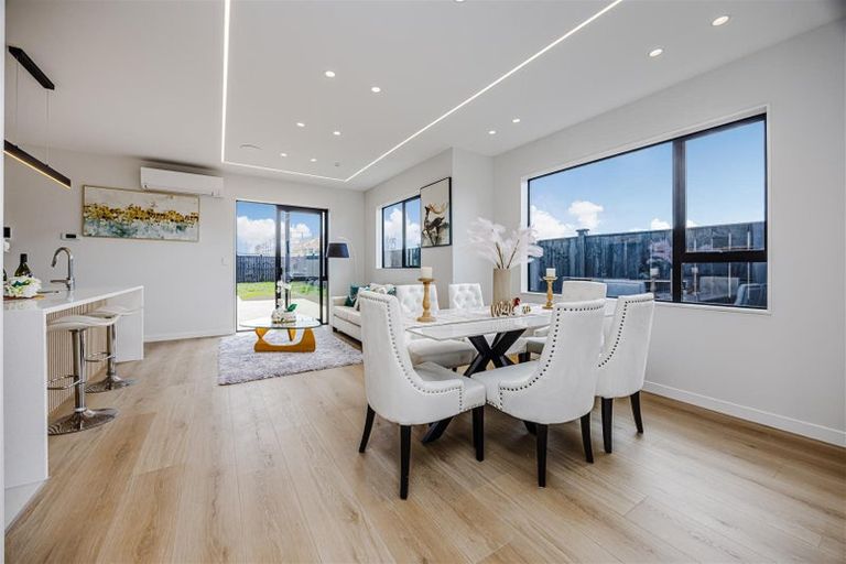 Photo of property in 30 Kakano Street, Clevedon, 2582