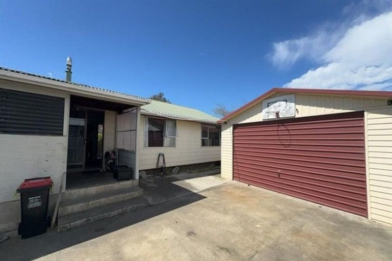 Photo of property in 15 Kingsley Drive, Flaxmere, Hastings, 4120