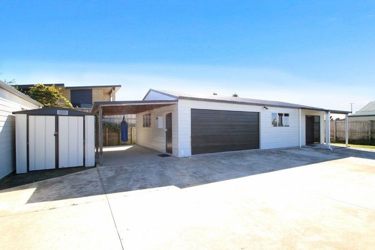 Photo of property in 133 Grant Road, Thorndon, Wellington, 6011