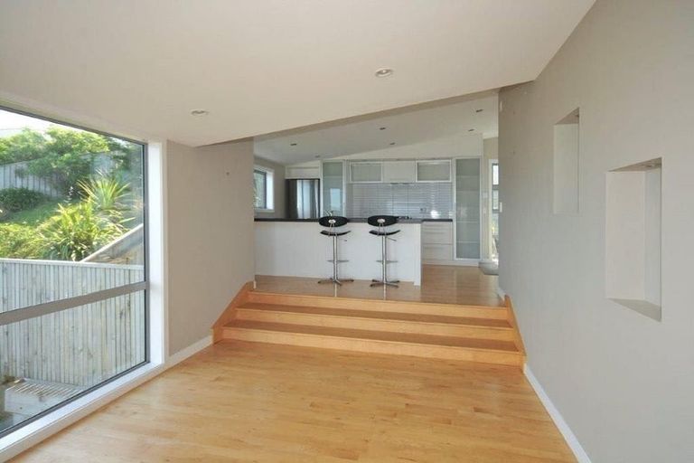 Photo of property in 12 Sunhaven Drive, Newlands, Wellington, 6037