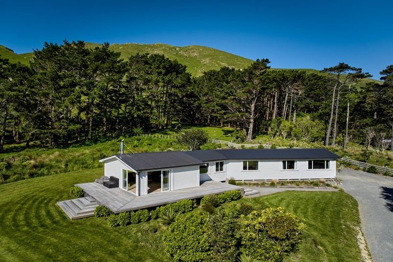 Photo of property in 302 Boom Rock Road, Ohariu, Wellington, 6037