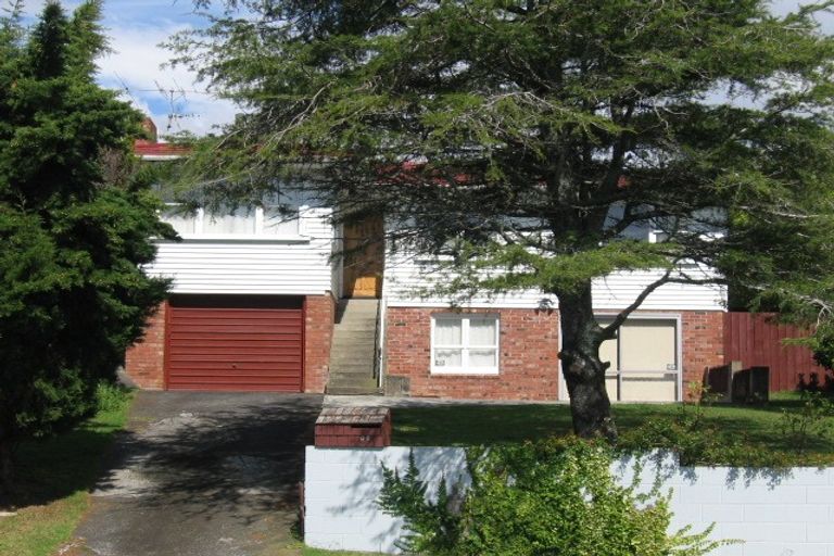Photo of property in 68 Cardiff Road, Pakuranga, Auckland, 2010