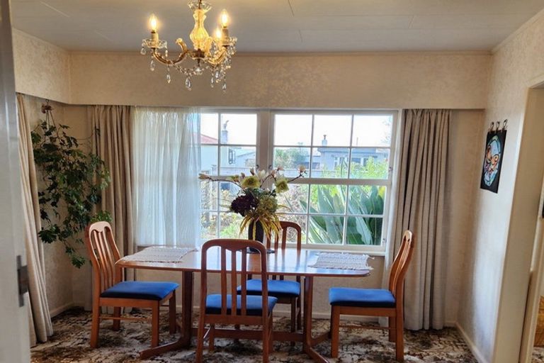 Photo of property in 24 Drake Street, Feilding, 4702