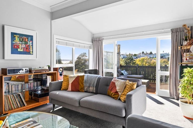 Photo of property in 23 Fitzroy Road, Bluff Hill, Napier, 4110