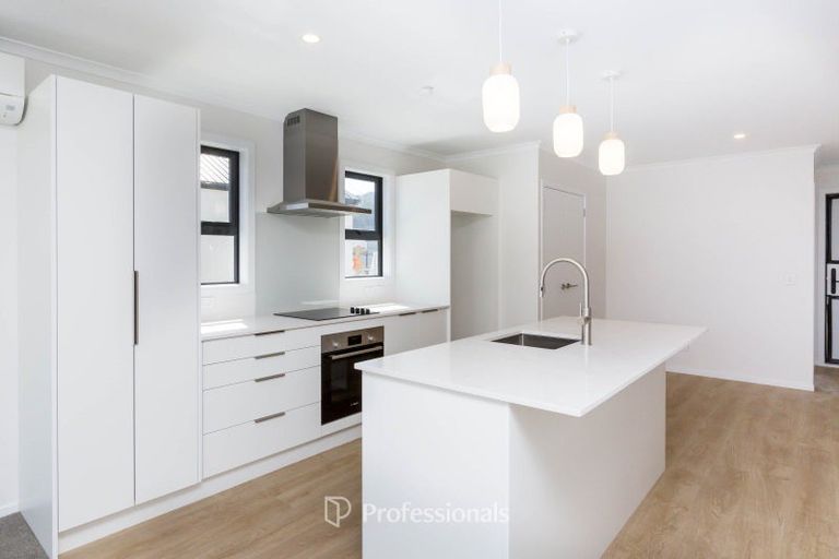 Photo of property in 63a Golders Road, Elderslea, Upper Hutt, 5018