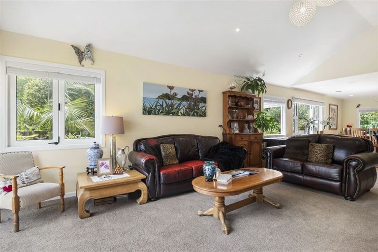Photo of property in 1/107 Nile Road, Milford, Auckland, 0620