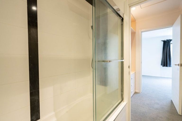 Photo of property in 162u7 Massey Street, Frankton, Hamilton, 3204