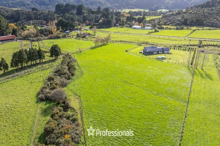 Photo of property in 2a Turksma Lane, Kaitoke, 5018
