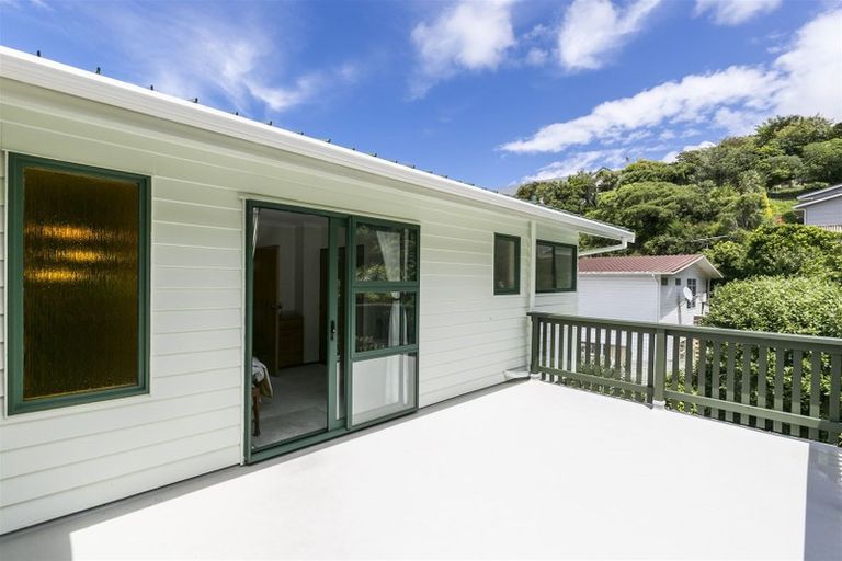 Photo of property in 76f2 Lohia Street, Khandallah, Wellington, 6035