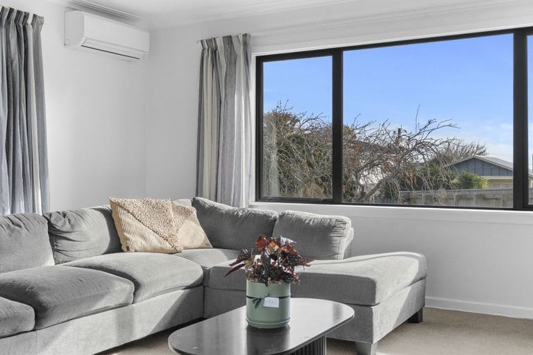 Photo of property in 3 Stuart Place, Blagdon, New Plymouth, 4310