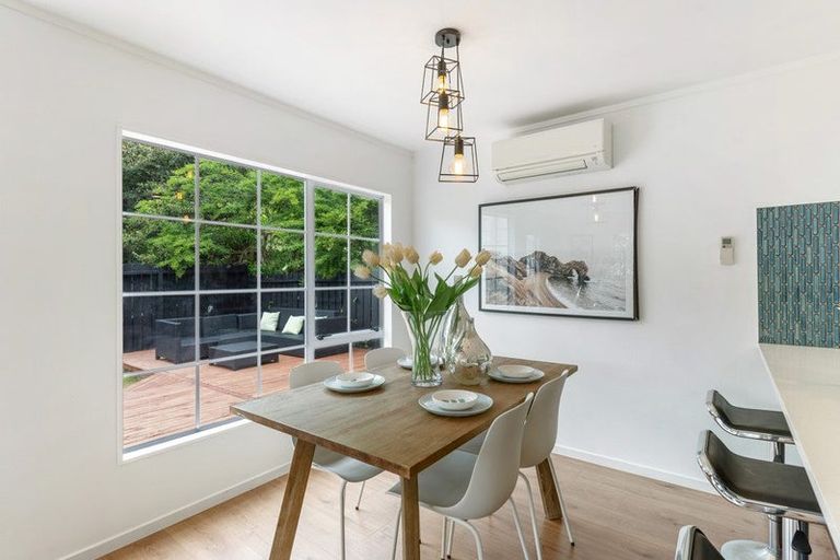 Photo of property in 1/69 Mountbatten Avenue, Hillcrest, Auckland, 0627