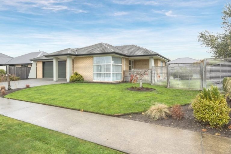 Photo of property in 27 Mistral Road, Northwood, Christchurch, 8051