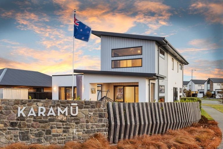 Photo of property in 24 Grey Way, Russley, Christchurch, 8042