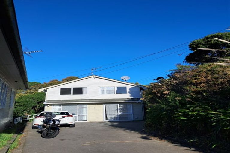 Photo of property in 1 Corlett Street, Johnsonville, Wellington, 6037