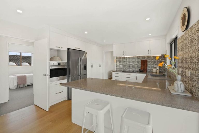Photo of property in 41a Vivian Wilson Drive, Eastern Beach, Auckland, 2012