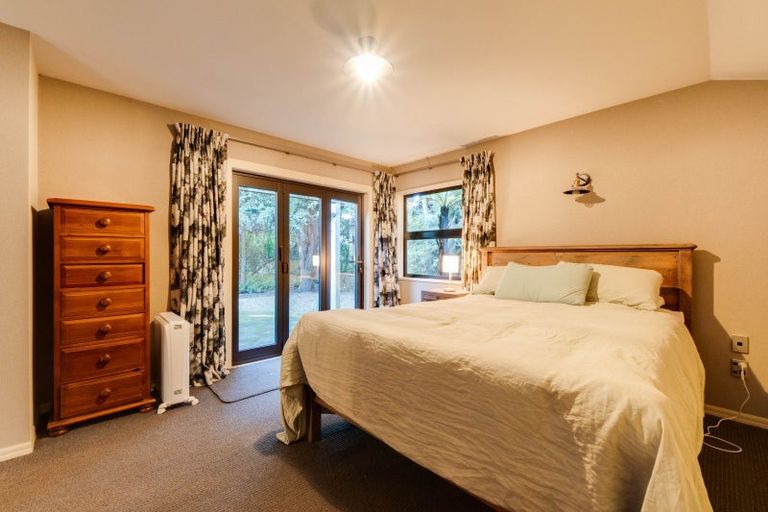 Photo of property in 105 Oreti Road, Otatara, Invercargill, 9879