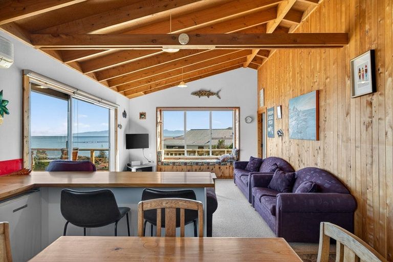 Photo of property in 22 Seaview Avenue, Cape Palliser, Pirinoa, 5772