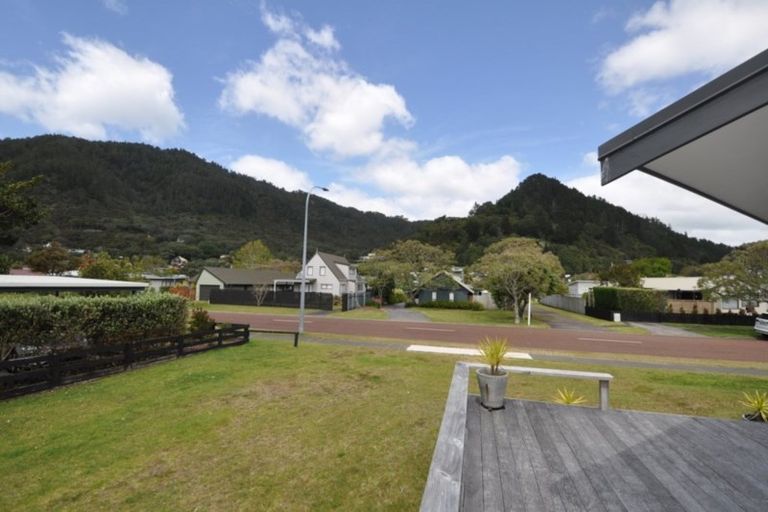 Photo of property in 3 Pauanui Beach Road, Pauanui, Hikuai, 3579