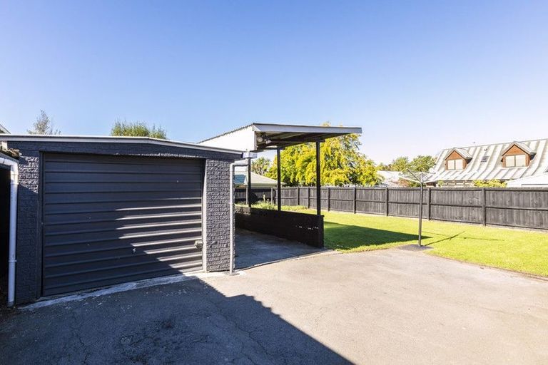 Photo of property in 240 Westminster Street, Mairehau, Christchurch, 8013