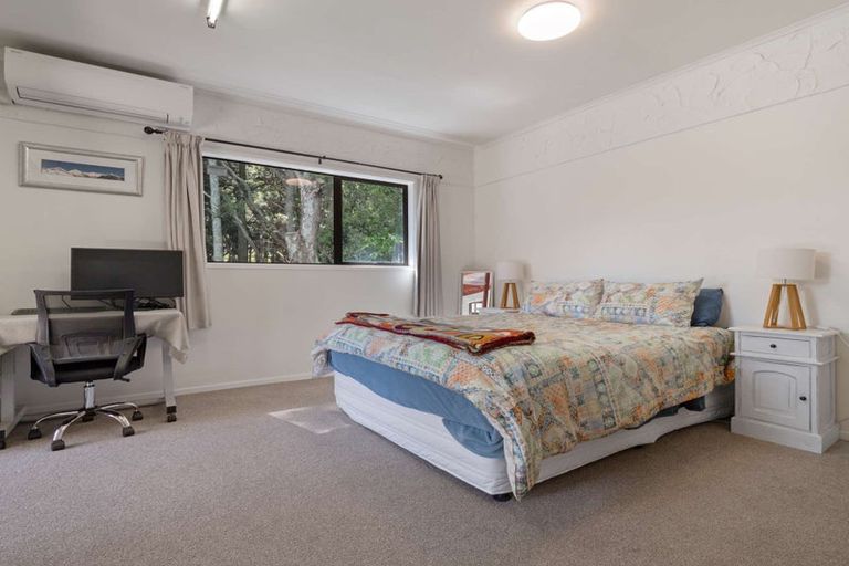 Photo of property in 8 Deodar Place, Totara Heights, Auckland, 2105