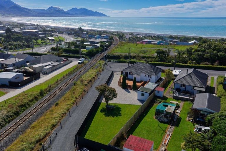 Photo of property in 16 Davidson Terrace, Kaikoura, 7300