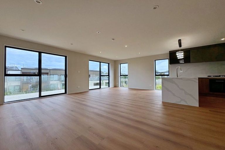 Photo of property in 28 Kowaitau Avenue, Beachlands, Auckland, 2018