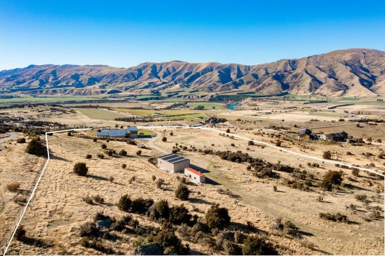Photo of property in 2 Miharo Lane, Queensberry, Cromwell, 9383