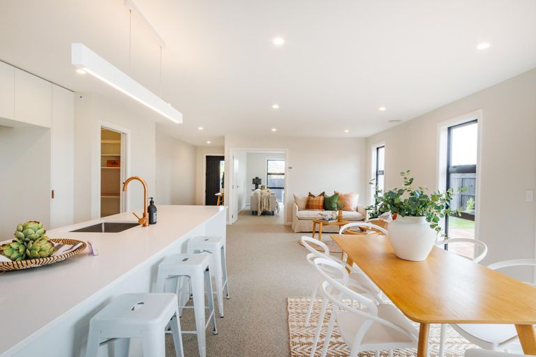 Photo of property in 124 Churcher Street, Maewa, Feilding, 4702
