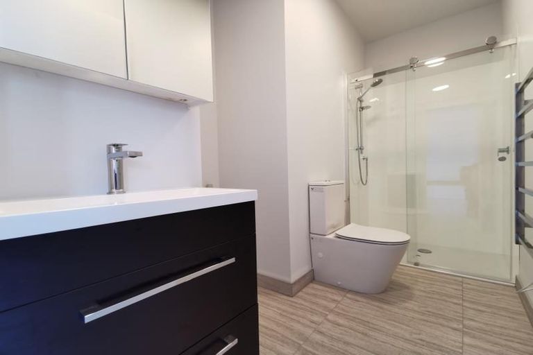 Photo of property in 2u6 Hindmarsh Street, Johnsonville, Wellington, 6037