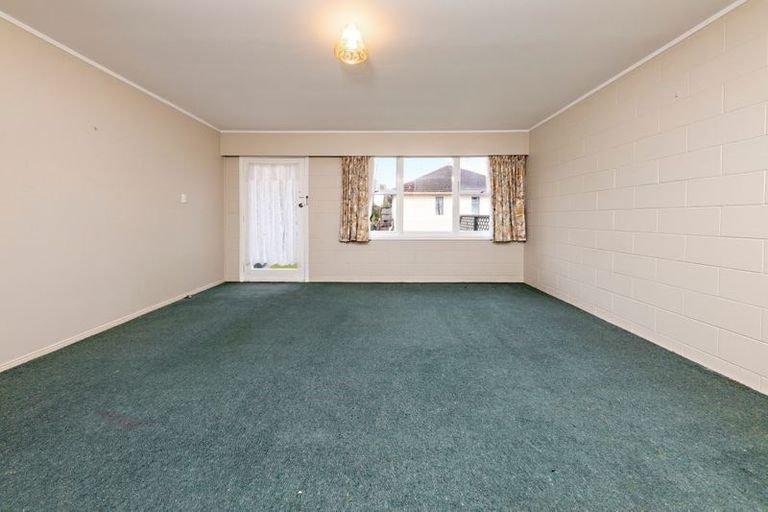 Photo of property in 2/51 Takanini Road, Takanini, 2112