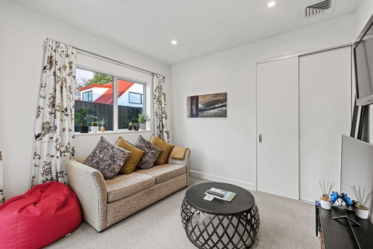 Photo of property in 233 Kingsbury Avenue, Rangiora, 7400