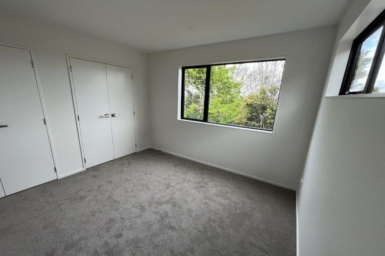 Photo of property in 10/241 Don Buck Road, Massey, Auckland, 0614