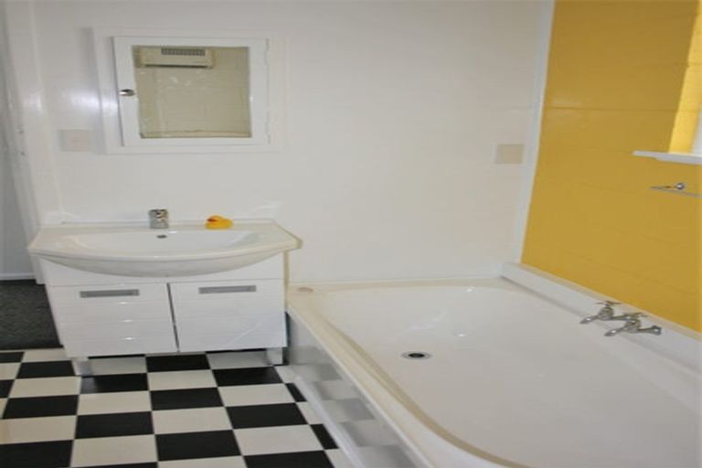 Photo of property in 5/27 Ward Street, Addington, Christchurch, 8024